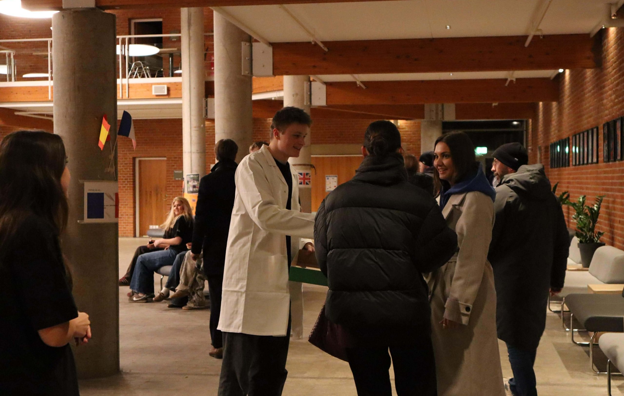 Fantastisk stemning til åbent hus på Egedal gymnasium